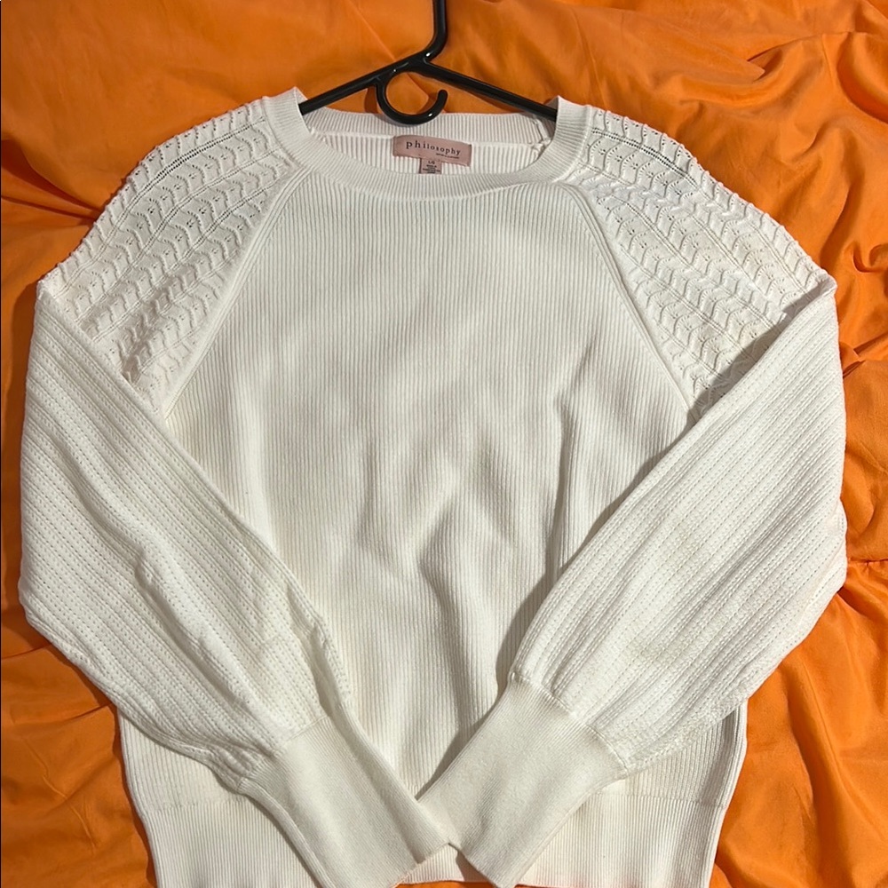 Philosophy Women's Cream Sweater with Textured Sleeves